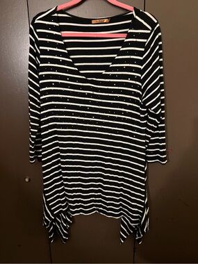 Belldini Black and White Striped V-Neck Tunic with Stud Details